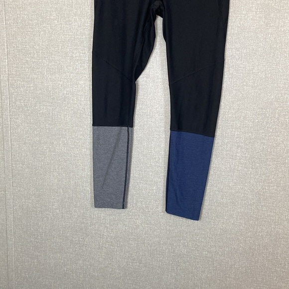Outdoor Voices Black and Gray Color Block Leggings - Picture 2 of 5